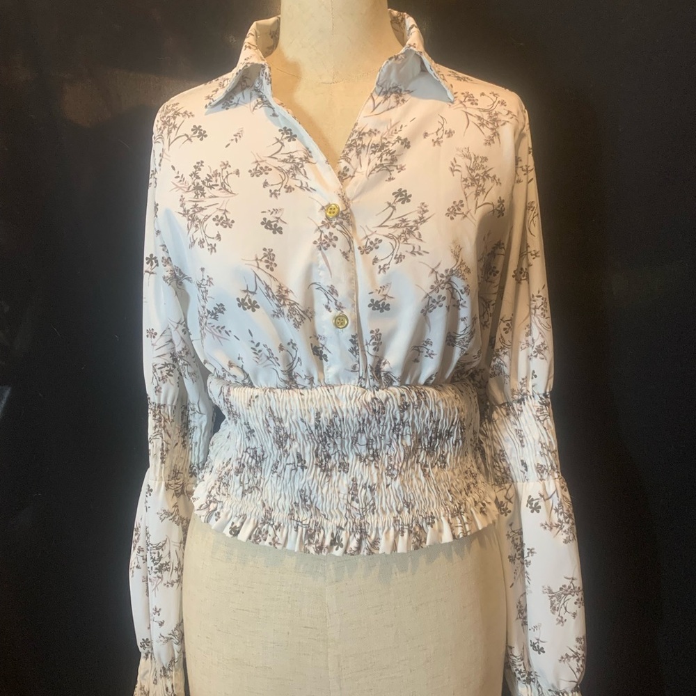 New Glory Chic Floral blouse